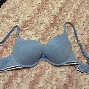 Victoria secrets 38 c underwire bra